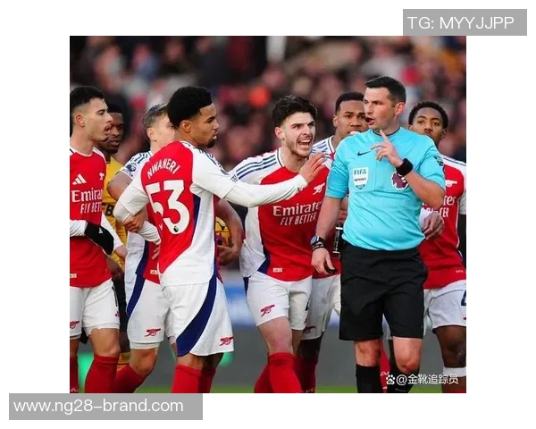 国王杯激战多特蒙德大胜阿森纳引发争议判罚全场沸腾 国王杯激战多特蒙德大胜阿森纳引发争议判罚全场沸腾