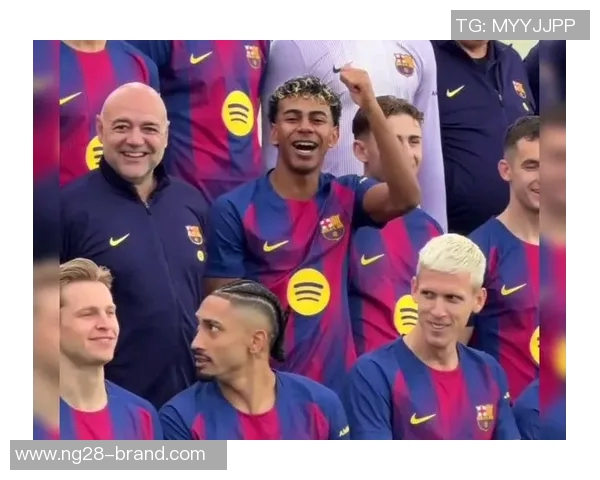 世界杯惊现冷门巴萨与波尔图战成平局引发转会传闻热潮 世界杯惊现冷门巴萨与波尔图战成平局引发转会传闻热潮