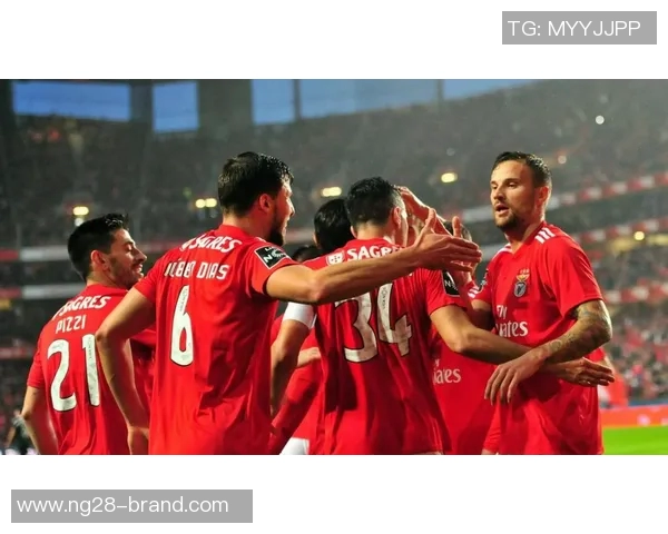 欧冠激战阿森纳与本菲卡互交白卷神扑瞬间成比赛焦点战术分析详解